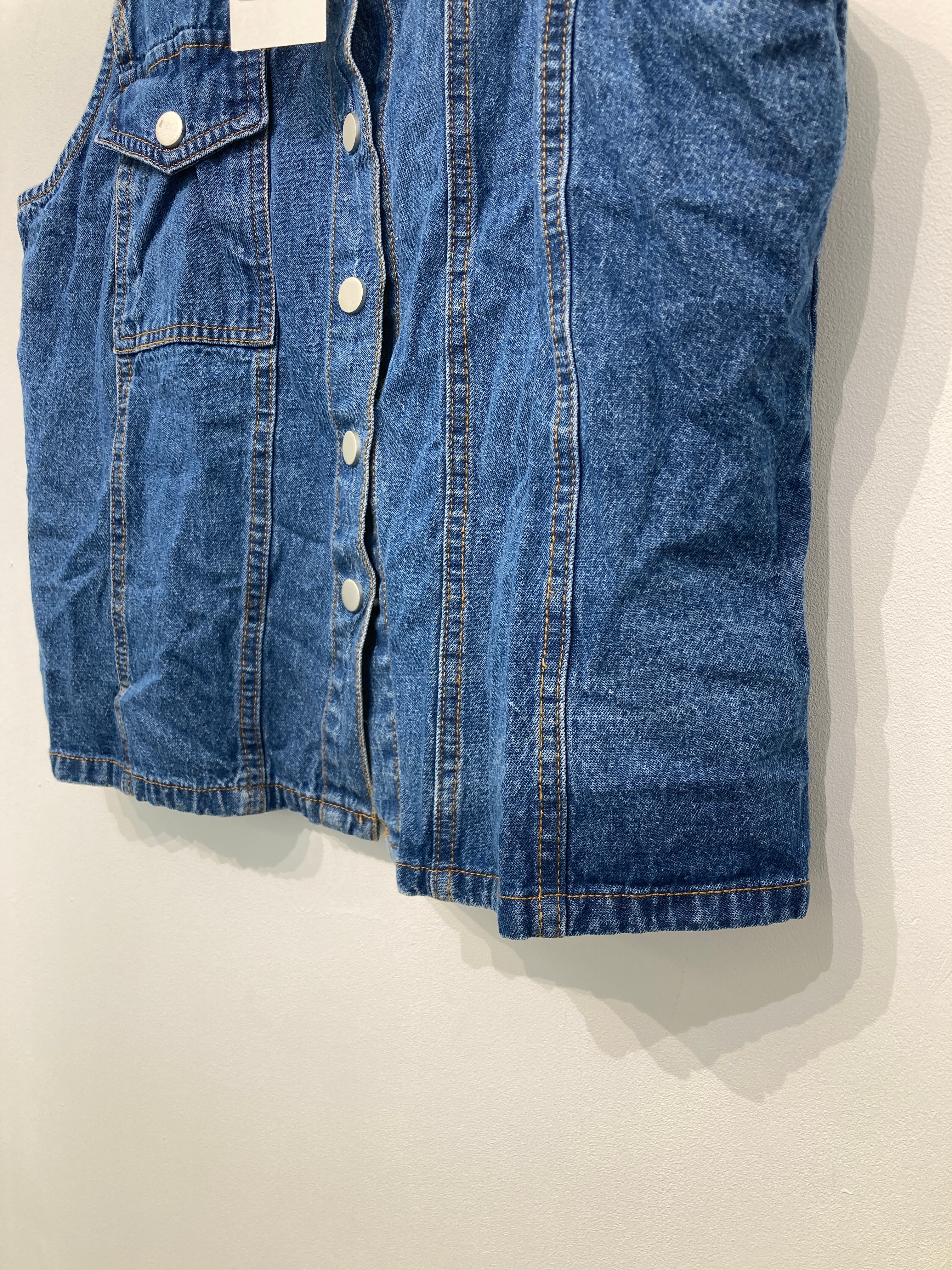 Neo Noir Vest